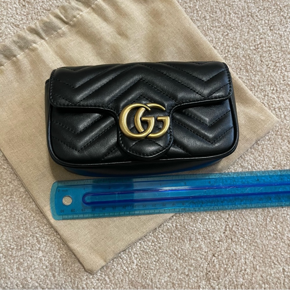 Gucci GG MARMONT SUPER MINI BAG - Picture 8 of 13